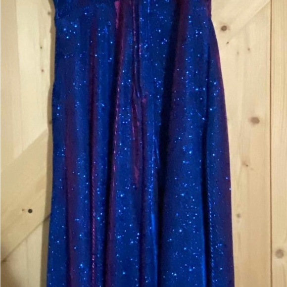 Bee Smart Formal Dress - Picture 4 of 6